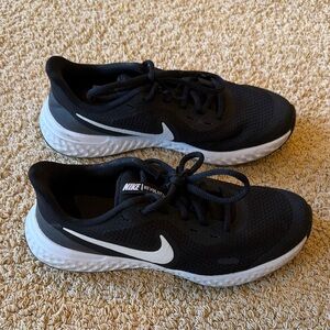 Nike Youth Black & White Revolution Running Shoes